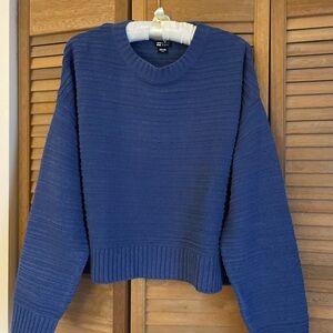 Billabong Sweater EUC.